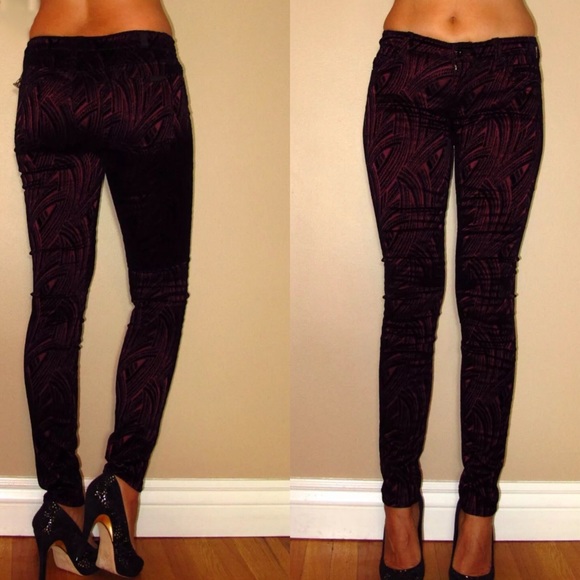 7 For All Mankind Burnt Velvet Skinny Pants Jeans Wine Red Black Size 26 New - Picture 1 of 8